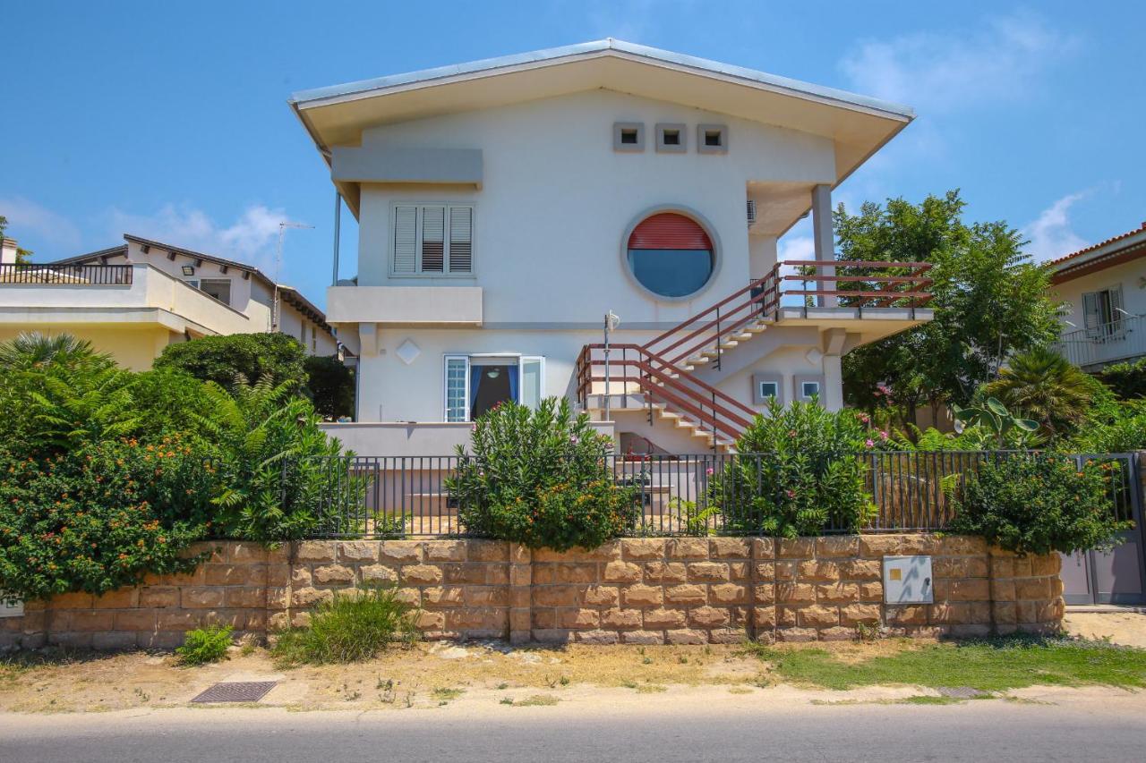 Donnalucata Casa Vacanze מראה חיצוני תמונה